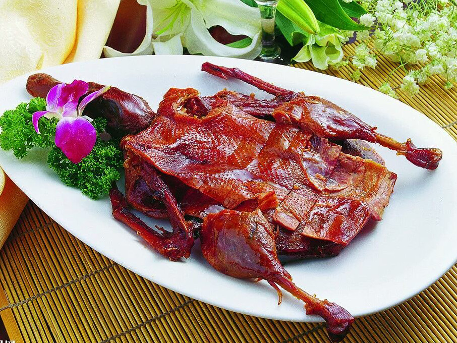  p>酱鸭是中国 a target="_blank" href="/item/江浙/2267054" data