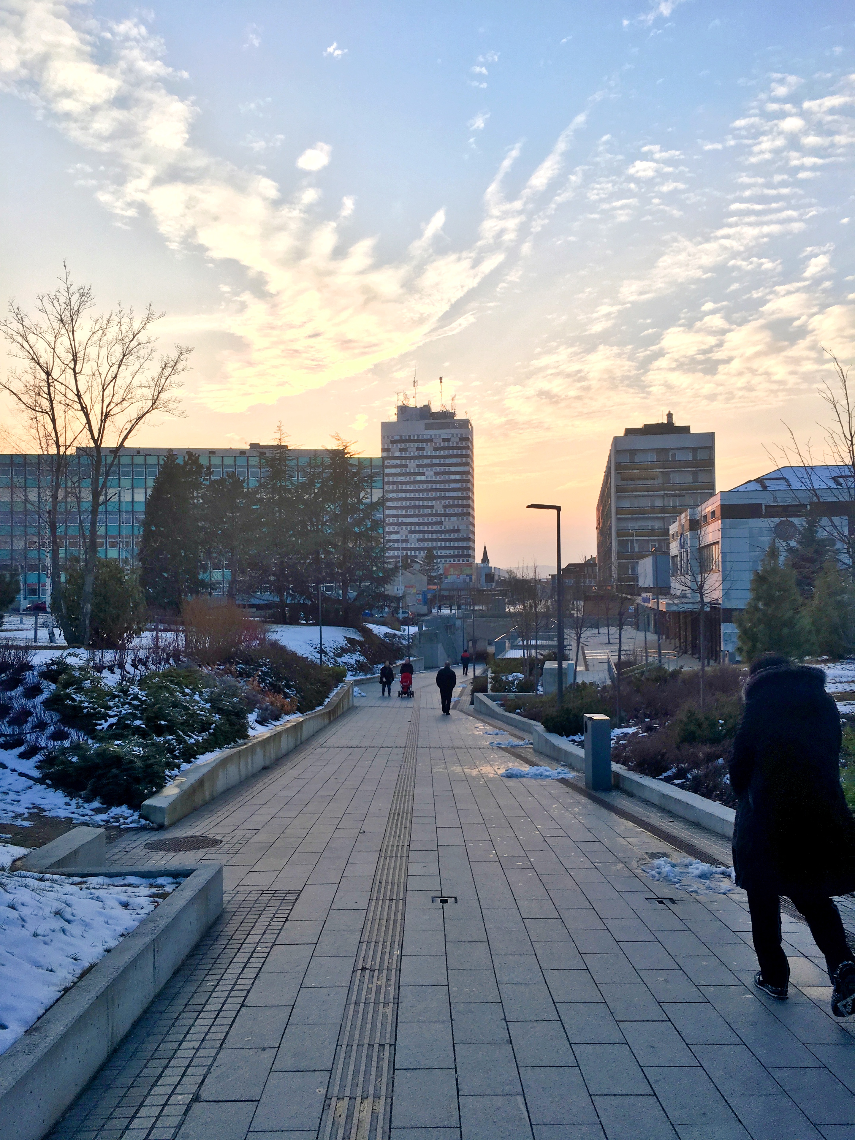  p>潘诺尼亚大学(匈牙利文:pannon egyetem;拉丁文:universitas