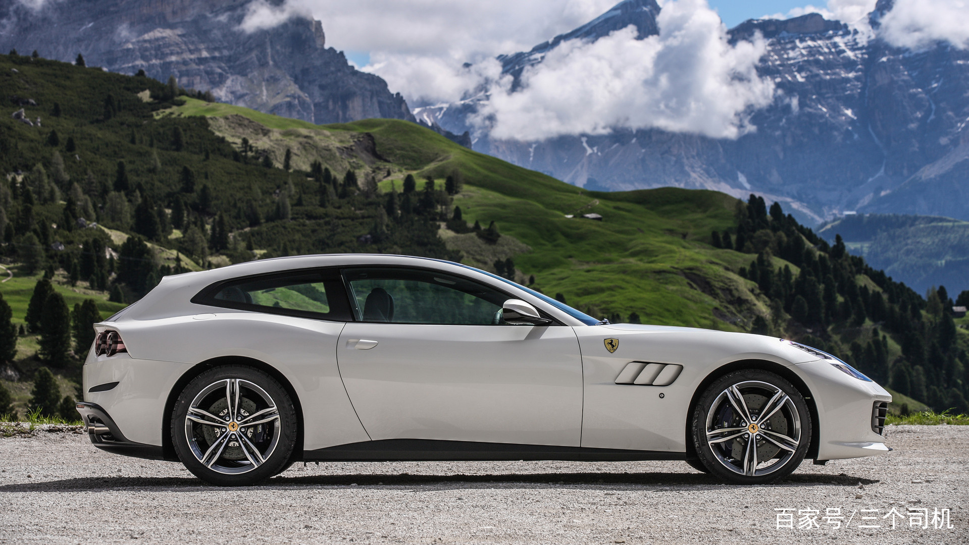 GTC 4 Lusso停产？法拉利辟谣_百科TA说