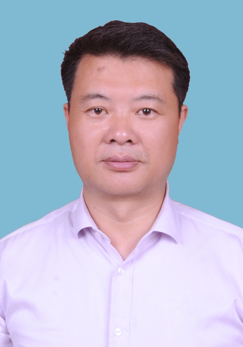 男,汉族,1973年6月出生,浙江庆元人,现任丽水市庆元县经济合作