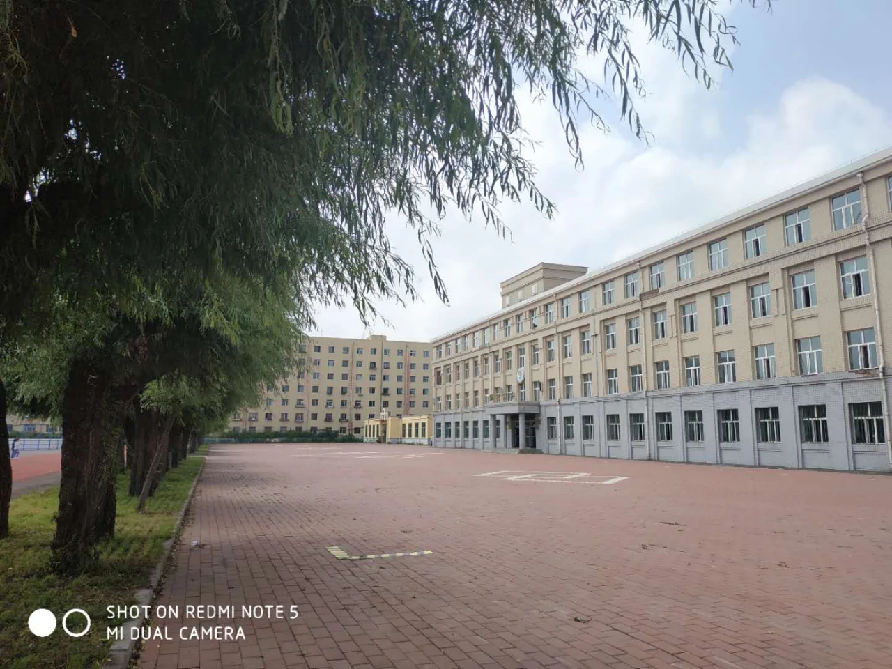 阿城继电高级中学