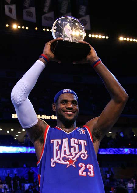  p>勒布朗·詹姆斯(lebron james),全名勒布朗·雷蒙·詹姆斯(lebron