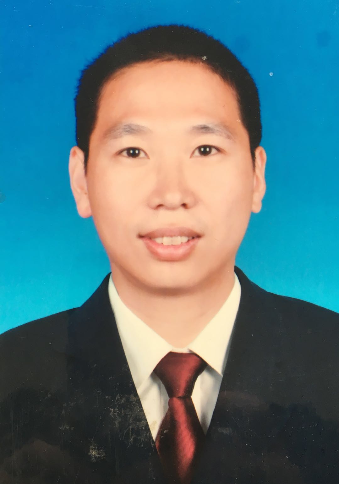  p>郑桓伟,现任台州市仙居县安洲街道党工委委员 /p>