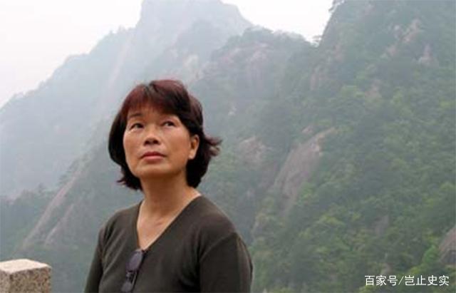龙应台：生于台湾，与德国丈夫育有两子，离婚后与大儿子居于香港_百科TA说