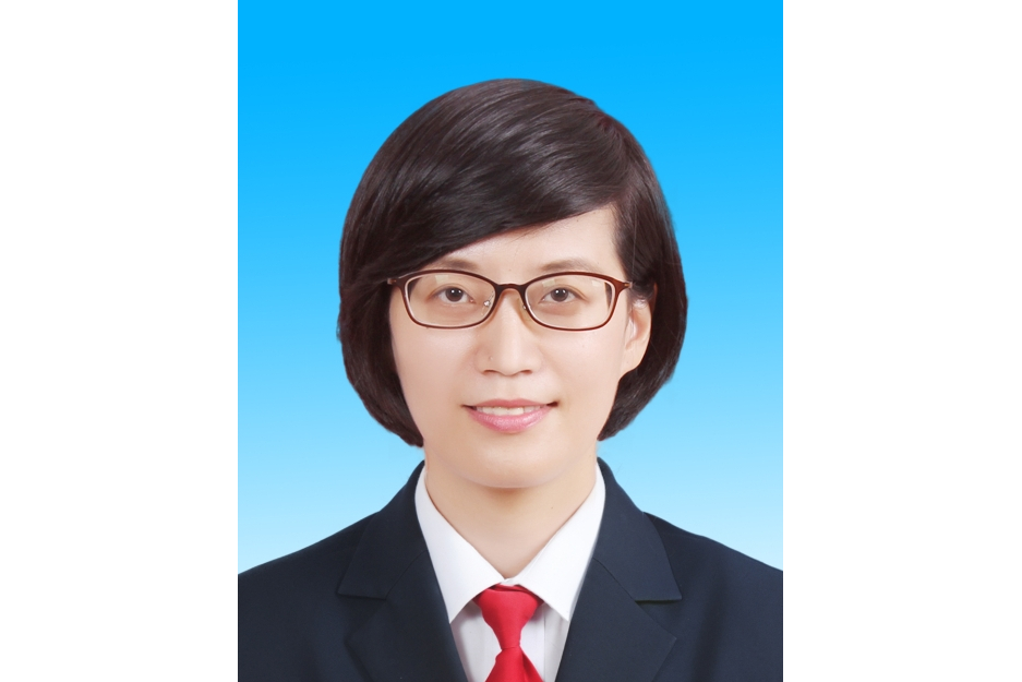  p>王凌,现任台州市路桥区峰江街道党工委委员,办