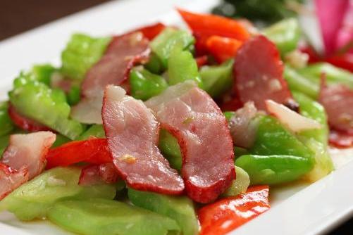 苦瓜炒腊肉