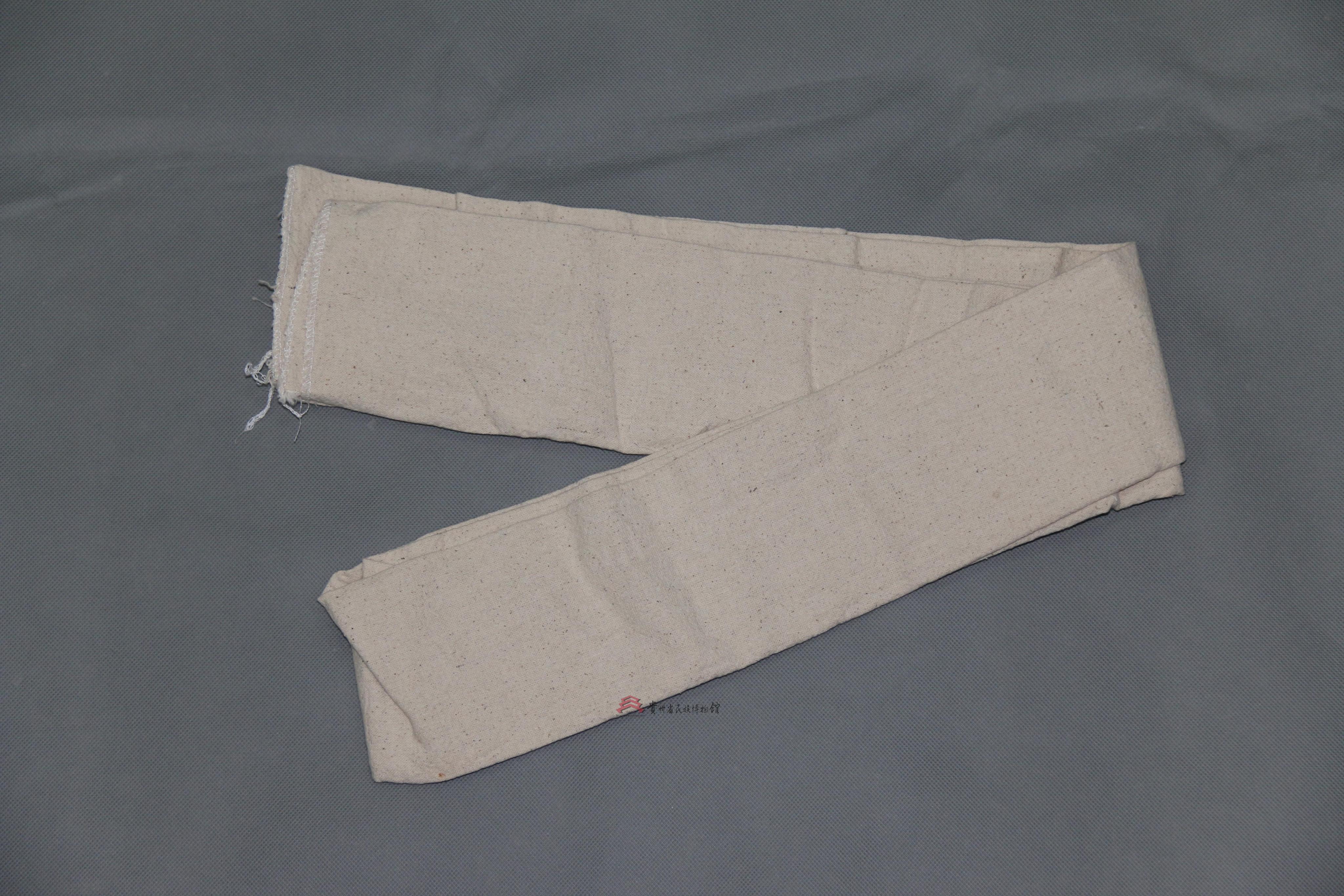 当代福泉布依族白布头帕