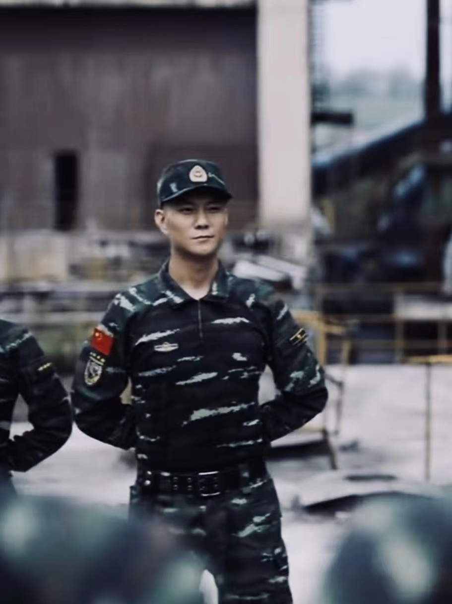  p>刘广楠,原名刘金承,1983年5月31日出生于北京,中国内地男演员,毕业