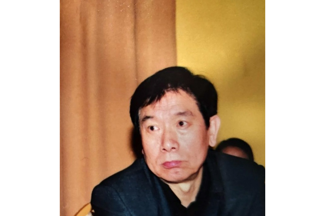 雷明(1939年一2010年04月23日),ming lei,曾用名雷鸣,出生于中国山西