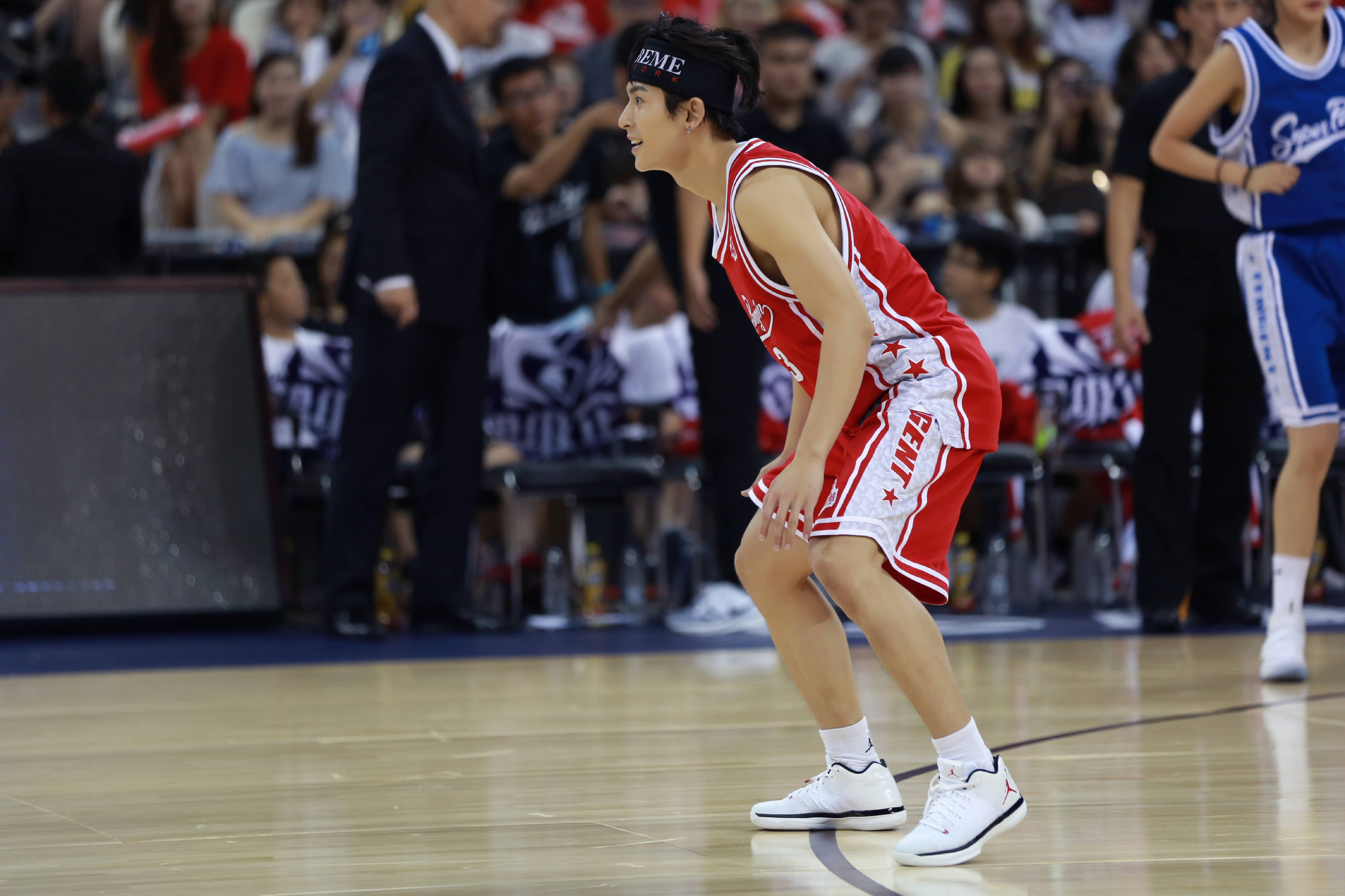  p>张哲瀚,1991年5月11日出生于江西省新余市,中国内地影视男演员