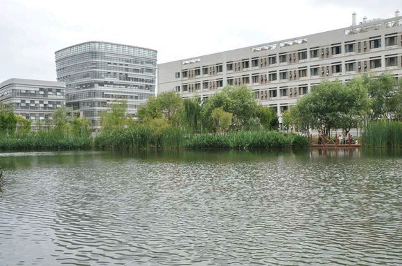  p>呈贡大学城位于云南省昆明市 a href="#" data-lemmaid="6696732">