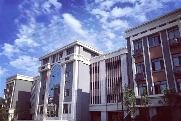 汉中市实验中学