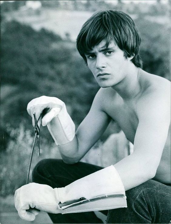  p>莱昂纳德·怀廷 (leonard whiting),1950年6月30日出生于英国伦敦