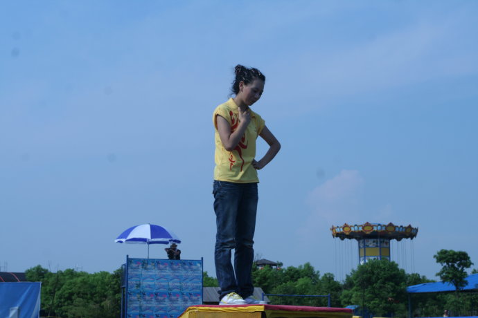  p data-id="go0g11cael">西曼,全名格桑花西曼,西曼出生在 a target=