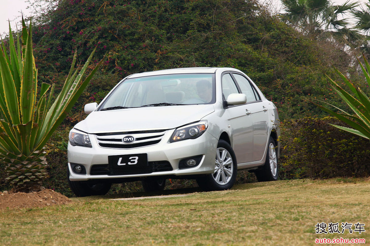 比亚迪l3