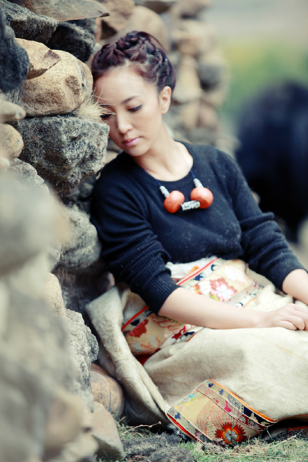 p data-id="gnwkp1j659">阿斯根,女,中国藏族,歌手,2014年受邀担任 a