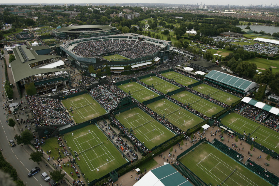 p>温布尔登网球锦标赛(wimbledon championships,或简称"温网")是