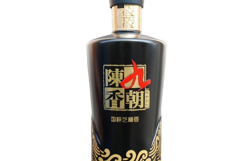 九朝陈香酒