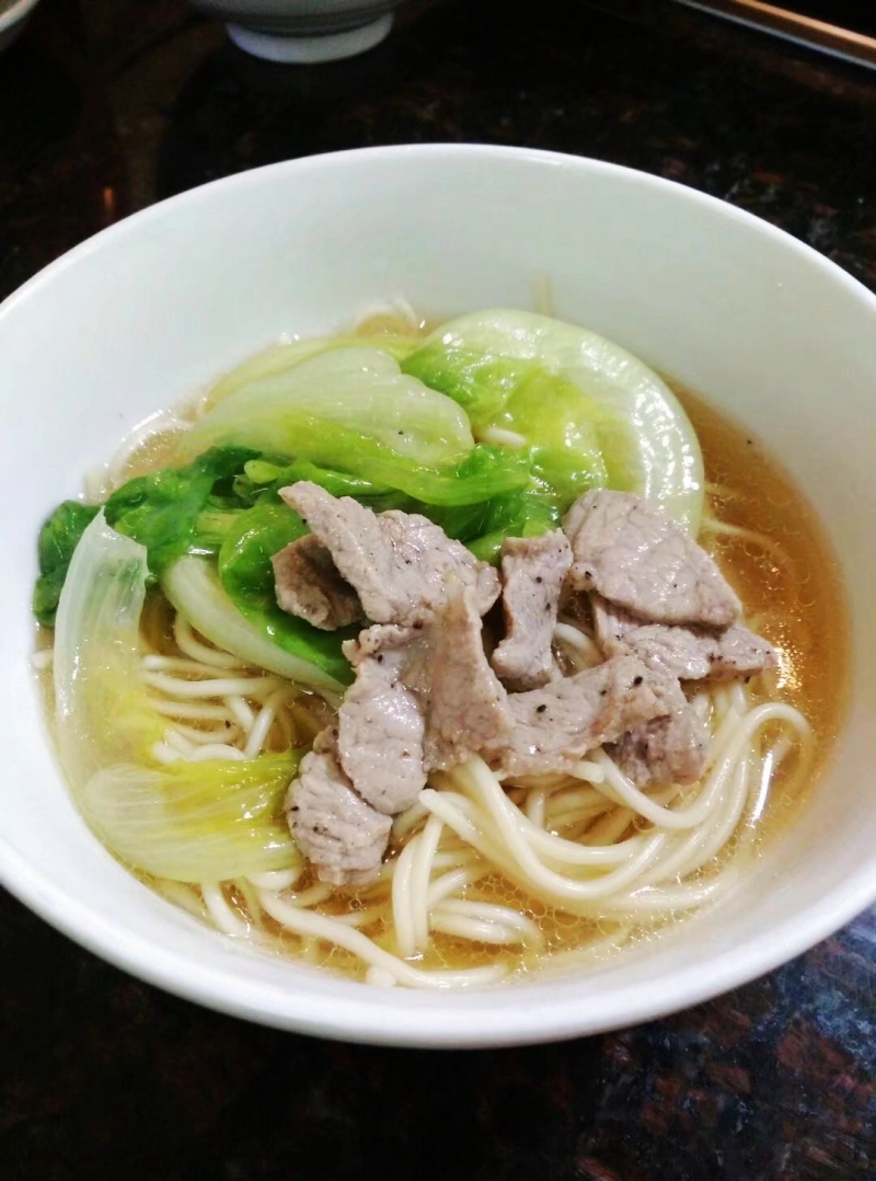 蚝油肉片汤面