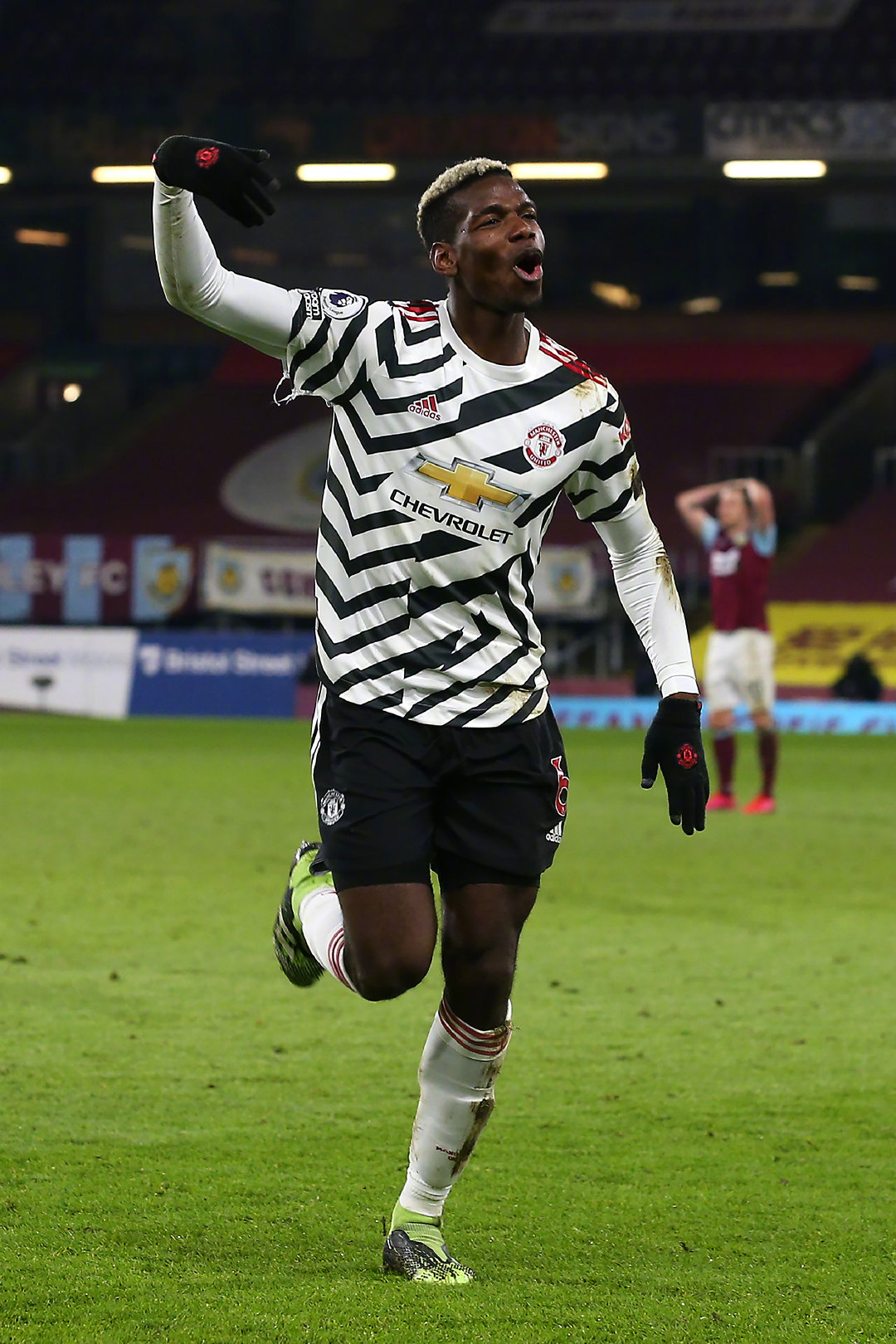  p>保罗·博格巴(paul pogba),1993年3月15日出生于法国巴黎拉尼叙尔