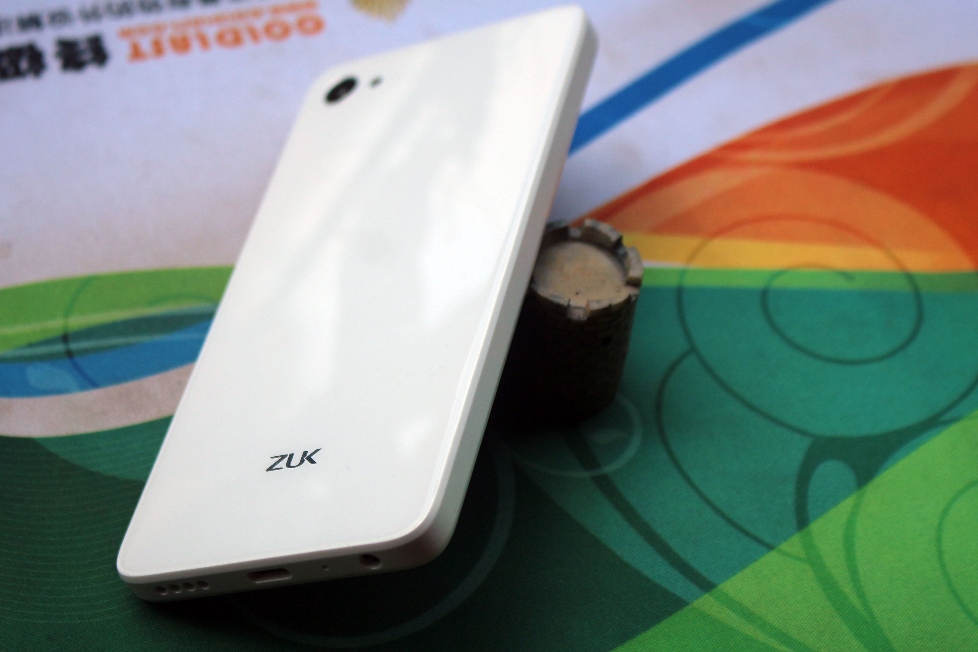 联想zuk z2(3gb ram/全网通)