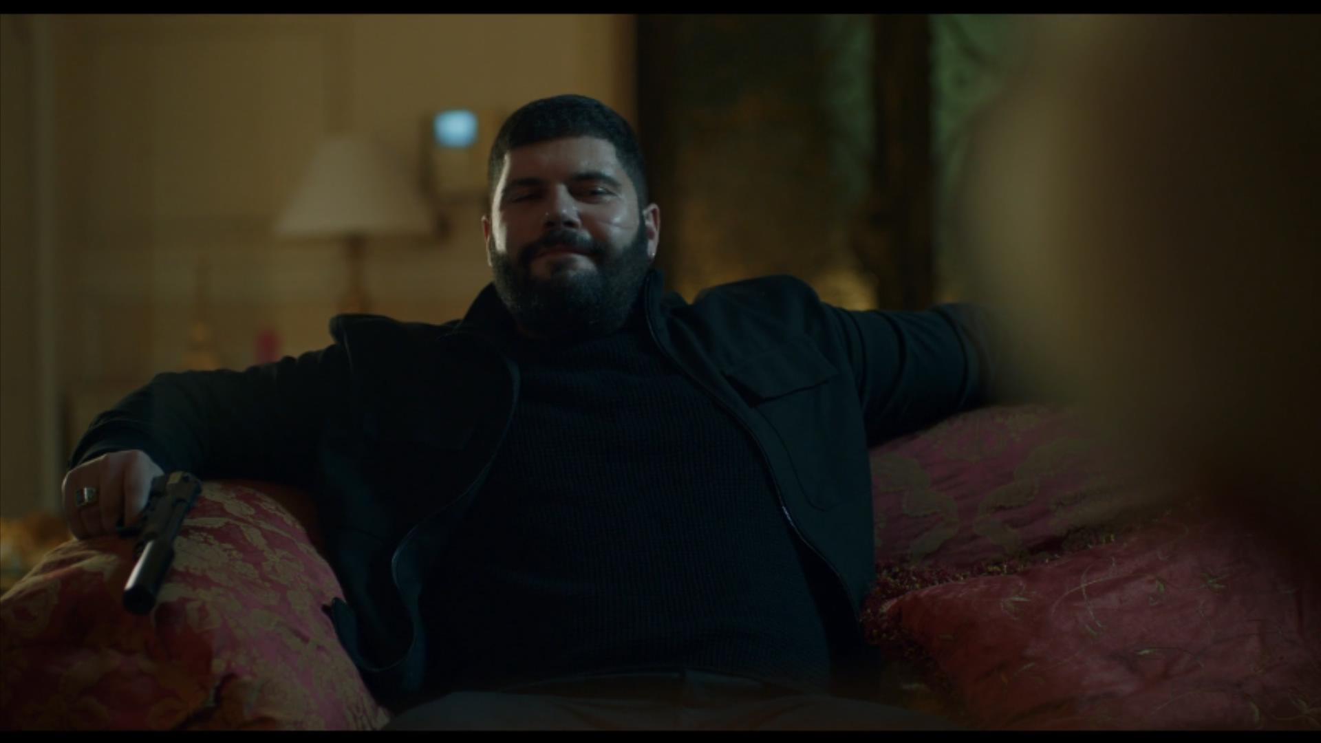 data-id="srwpm6sdb7hd">《格莫拉第五季》是2021年美国上映的电视剧<