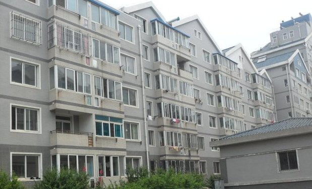 z">金北花园小区位于<a target="