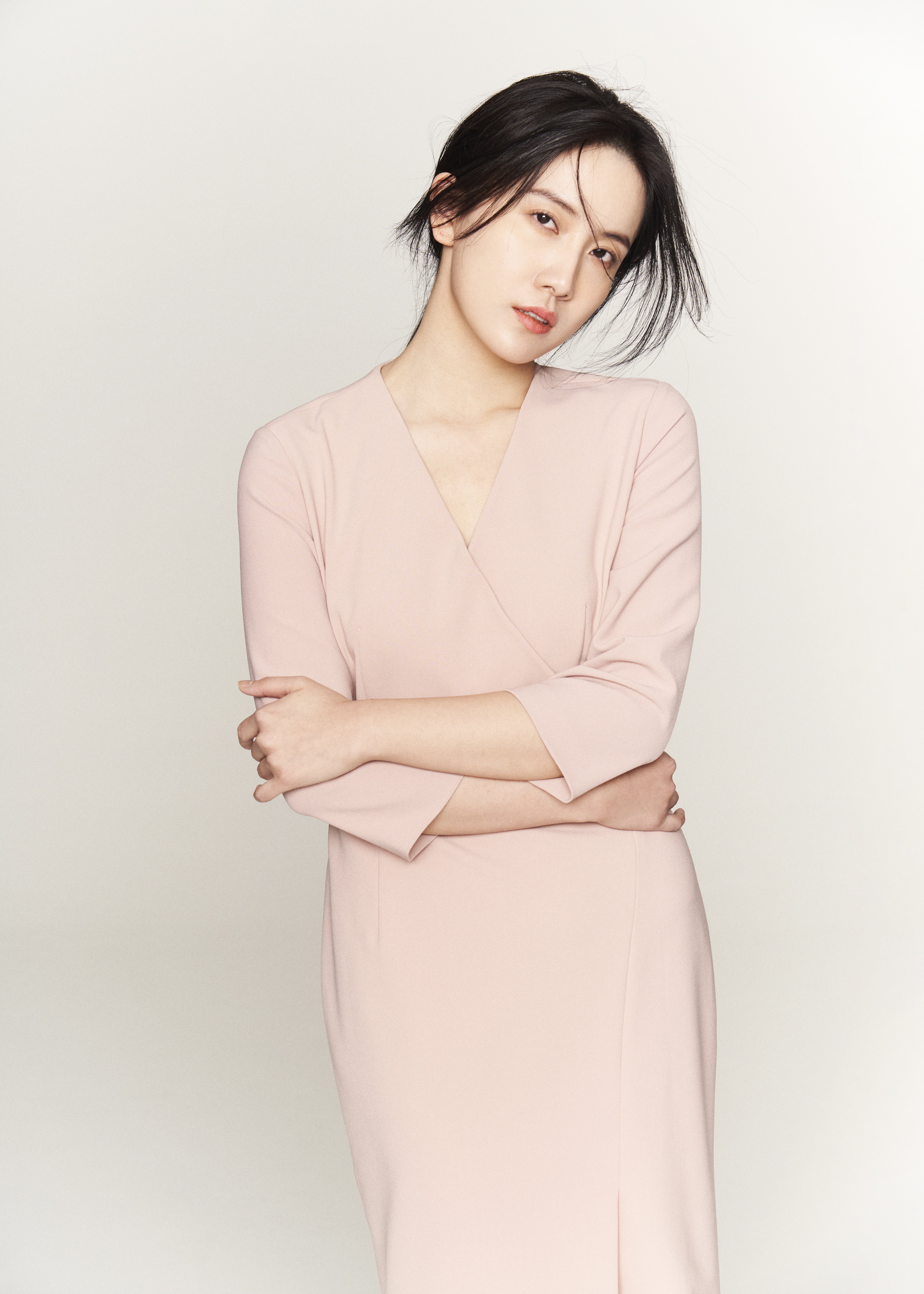  p data-id="gnbsajpjgx">白澜,中国内地影视女演员,毕业于北京电影