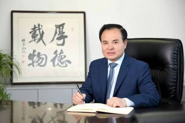 ">主任药师 /a>,三级 a target="_blank" href="/item/教授/18291"