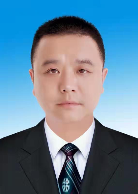  p>王东,男,汉族,1984年2月出生,贵州遵义人,中