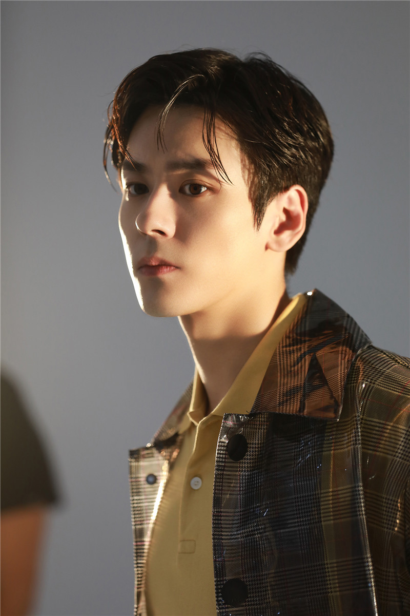 1990年5月23日出生于山东省济宁市市中区,中国内地影视男演员,流行乐