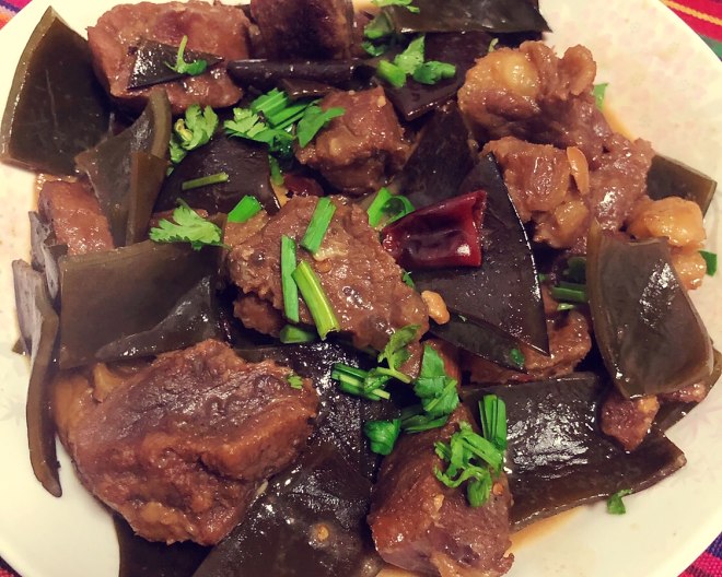 海带焖肉