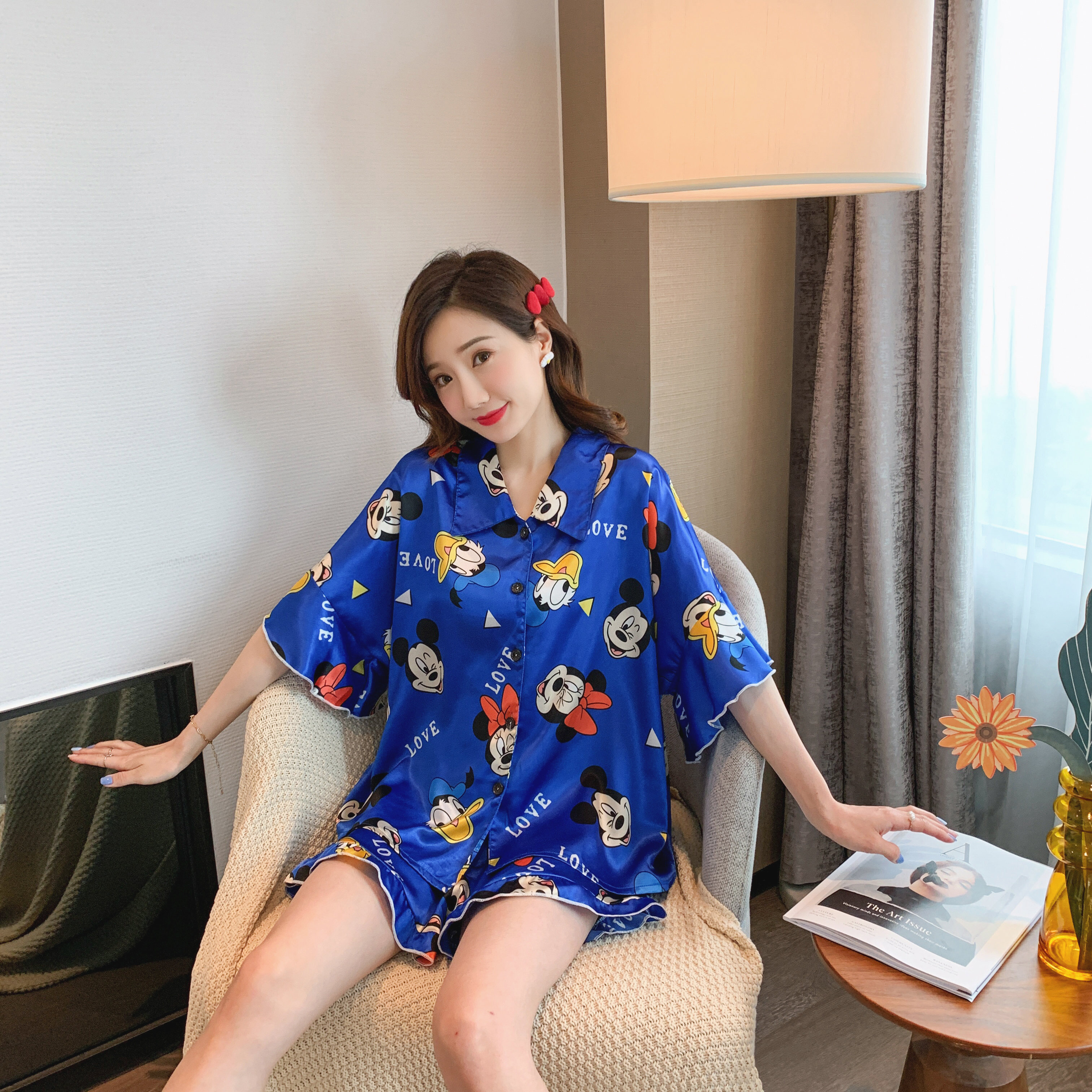  p data-id="uakavwjki8ql">睡衣是一种专为睡觉时穿着而设计的服装