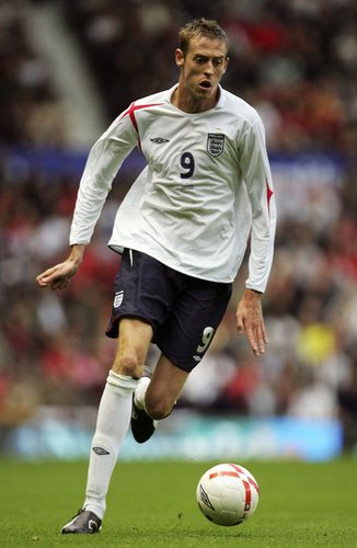  p>彼得·克劳奇(peter crouch),1981年1月30日出生于英国柴郡 a href