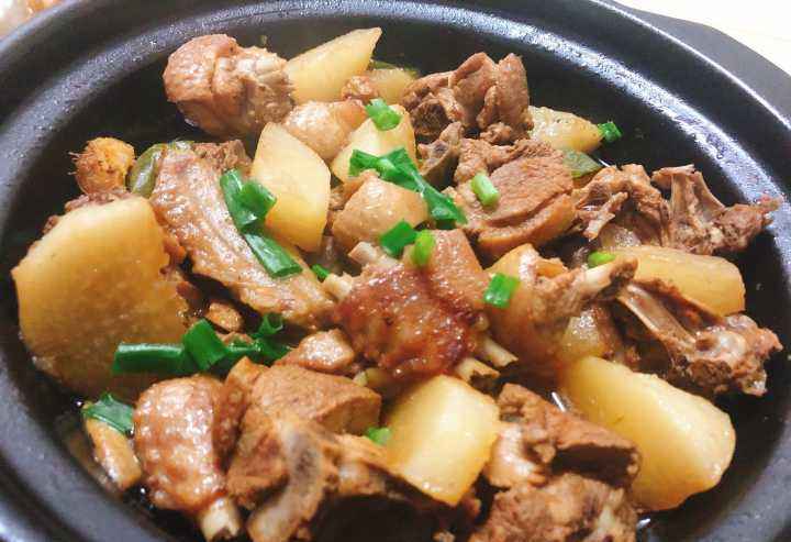 萝卜焖鸭块