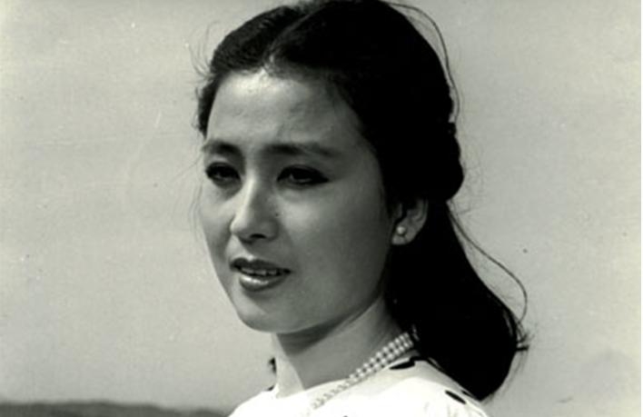  p>韩惠淑(         ),1951年8月20日生于韩国,电影电视演员.