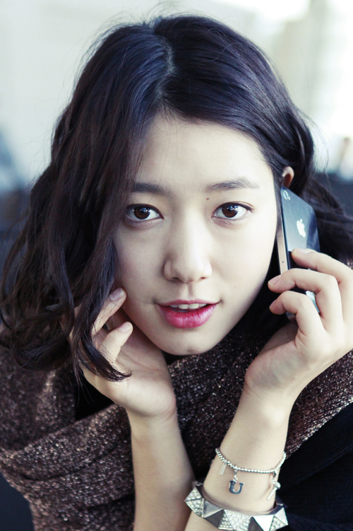 park shin hye) /i>,1990年2月18日出生于韩国光州,韩国女