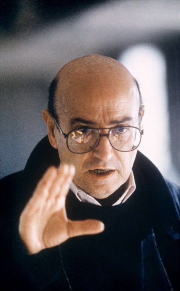  p>西奥·安哲罗普洛斯(theo  angelopoulos,1935年4月27日～2012年1