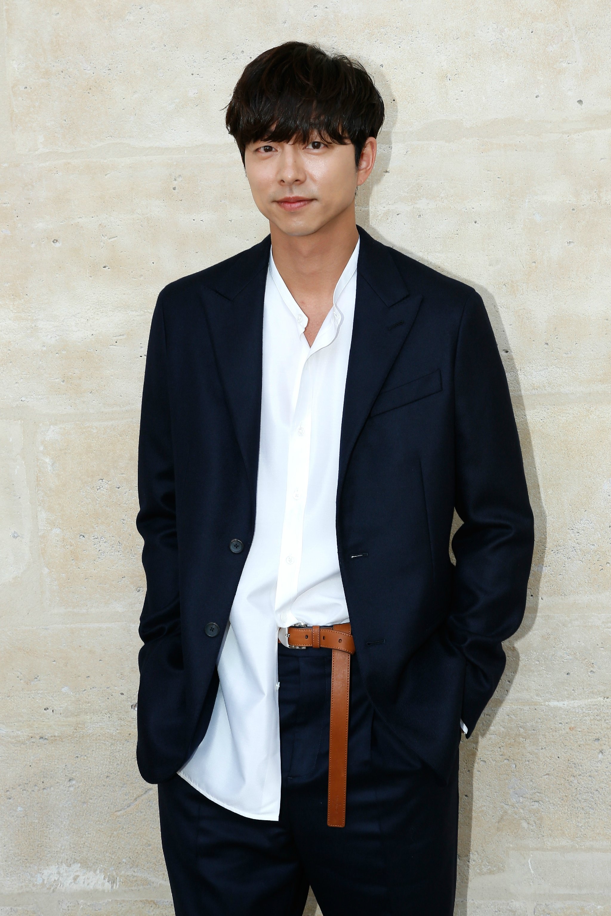 孔刘艺名是来自父母姓氏,曾被译为孔侑,孔兪, 孔俞, 孔宥, 孔郁