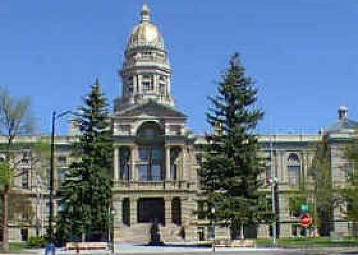 data-lemmaid="3439543">怀俄明州 /a>首府和最大城市,也是该州最大的