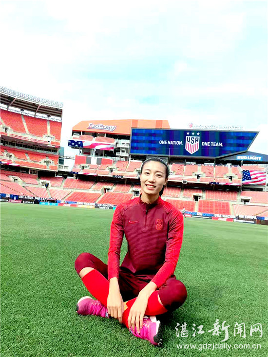  p>林宇萍,女,1992年2月28日出生于中国广东湛江坡头,中国女子足球