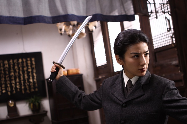 竞雄女侠·秋瑾