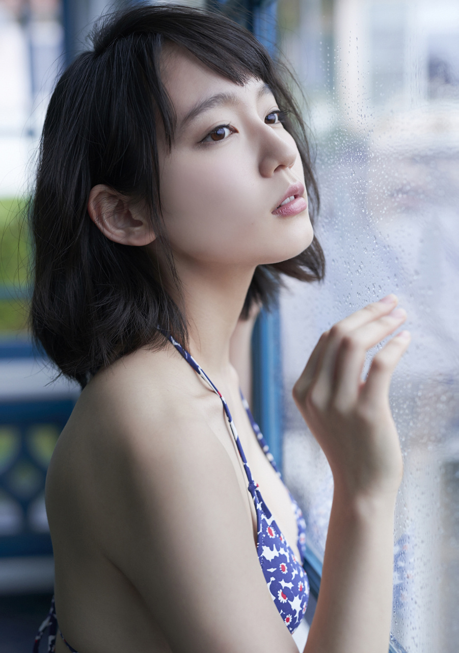  p>吉冈里帆 i>(riho yoshioka /i>),1993年1月15日出生于日本京都府