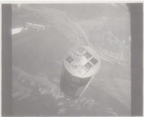  p>光子火箭发动机(photon rocket engine)是靠电磁辐射量子( a