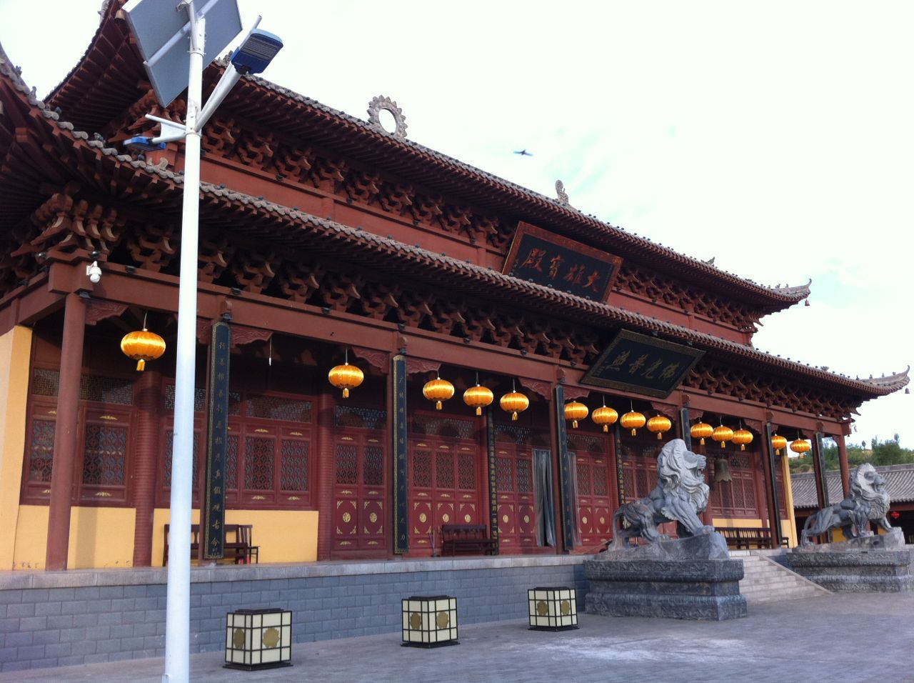  p data-id="gnvi281y00">榆林石佛古寺,位于陕西省榆林市 a target="