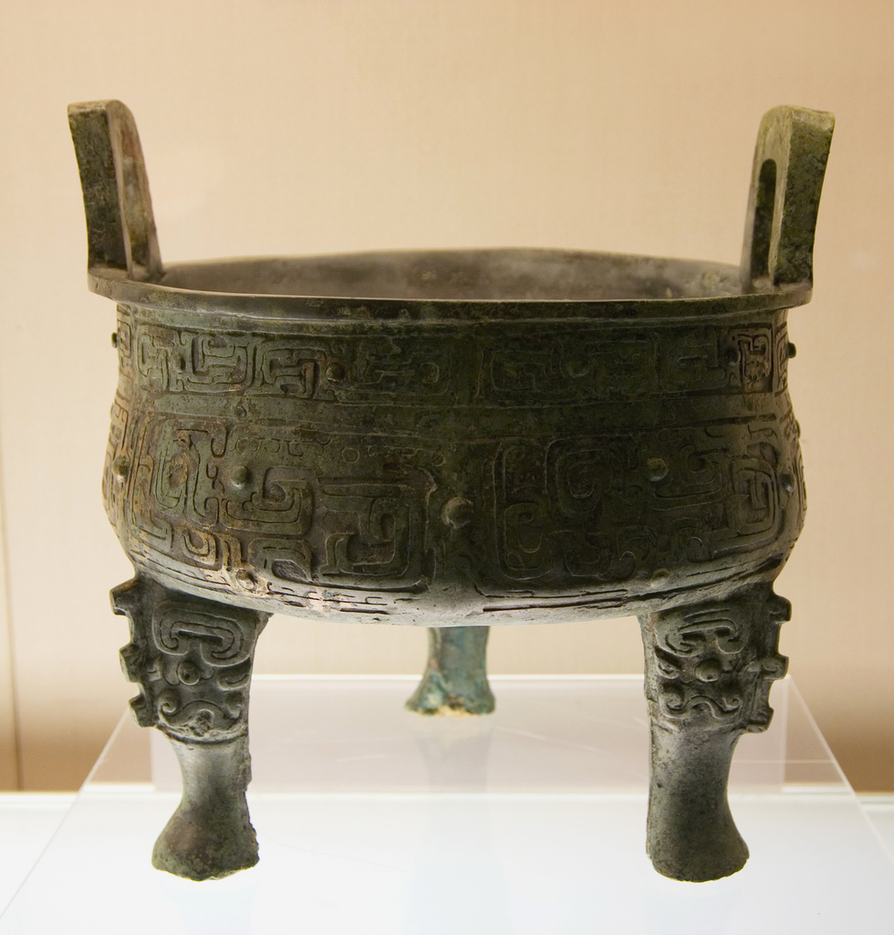 秦青铜大鼎