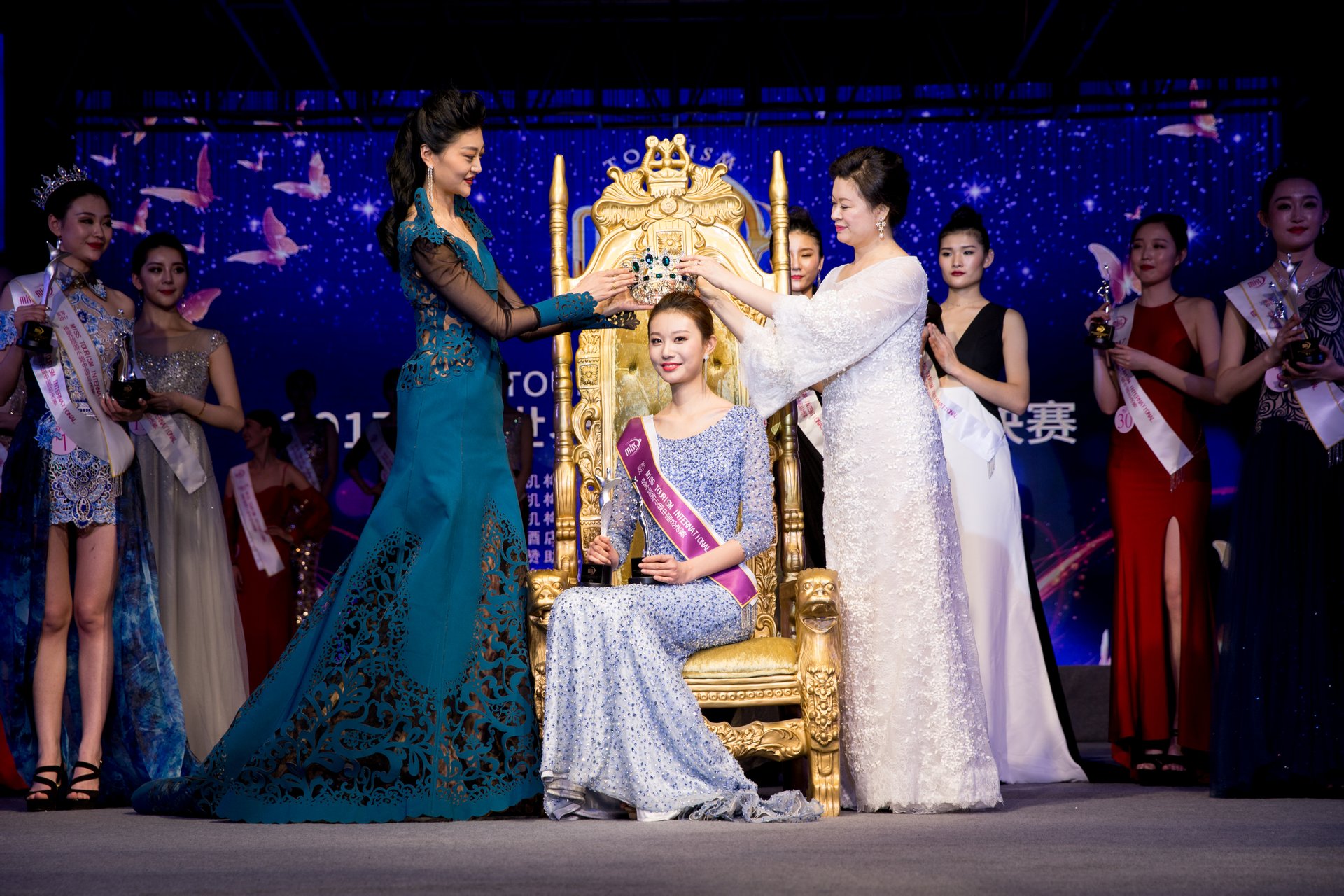 lnternational,一项国际性旅游文化使者评选活动,是全球性的选美赛事