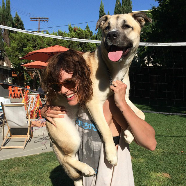  p data-id="gnwjn7zy2d">凯瑟琳·莫宁(katherine sian moennig),女