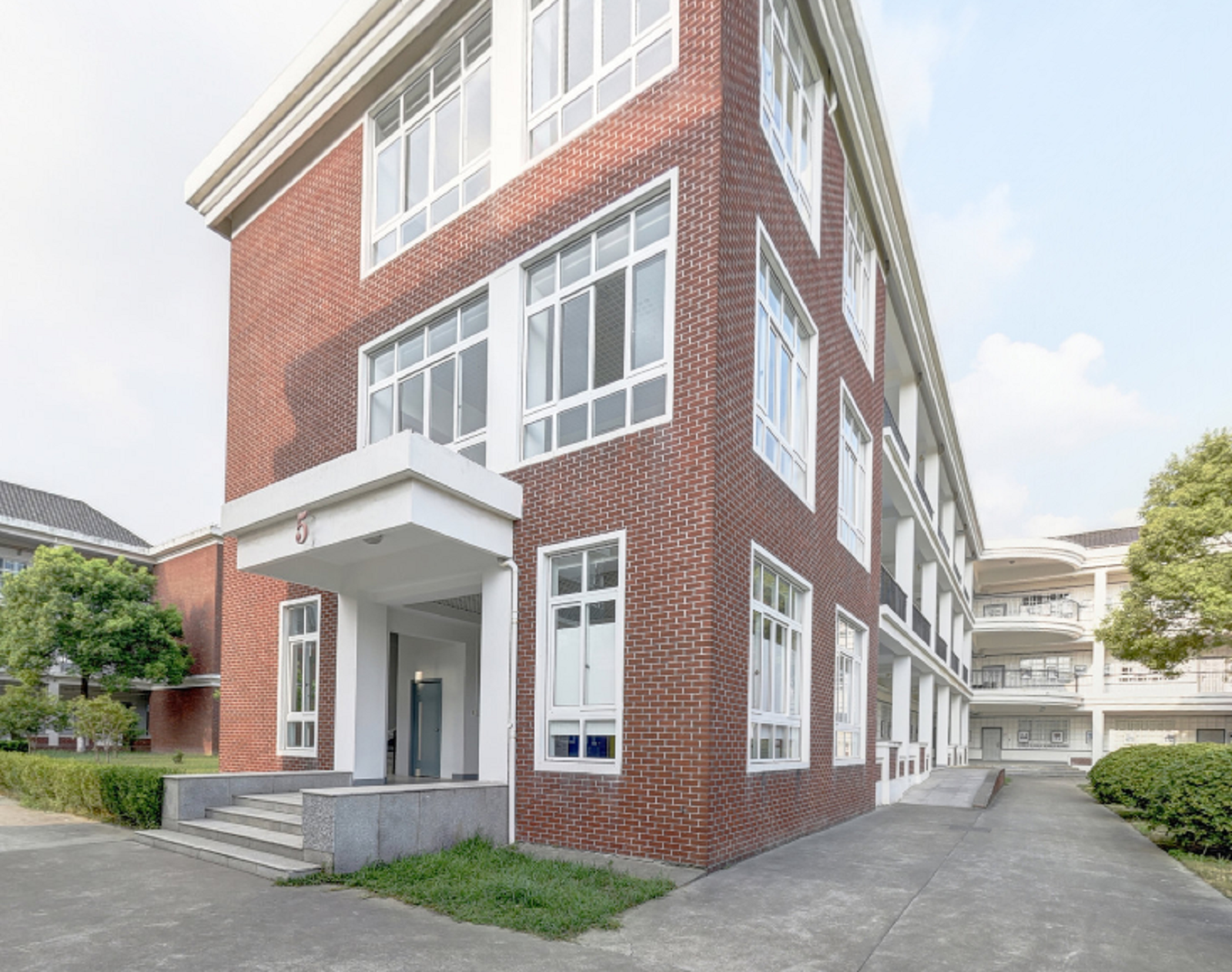 上海立达职业学院