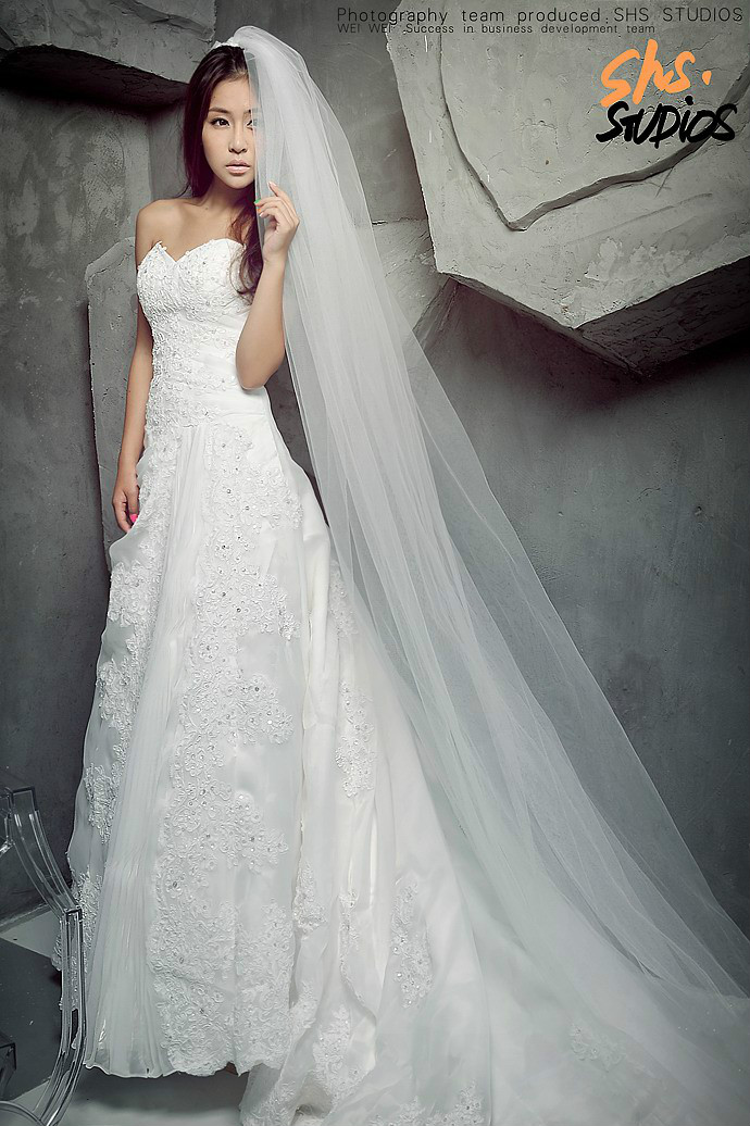 拾花摄婚纱摄影studios